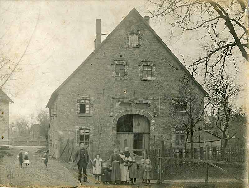 Bachstraße 3, um 1900