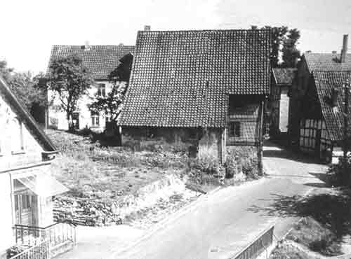 Bahnhofstra&szlig;e 30