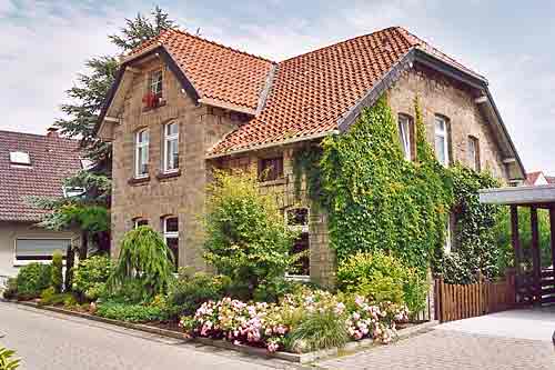 Dammstraße 6
